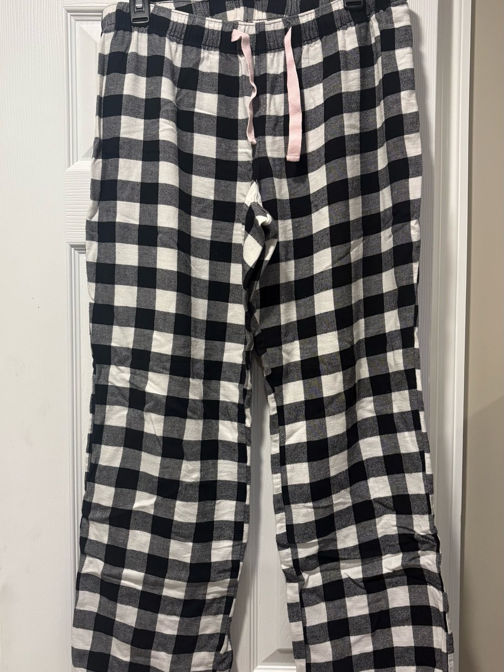 Old Navy Black and White Plaid Joggers with Pink Drawstring